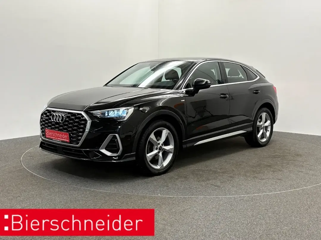 Audi Q3 - Thumbnail 1