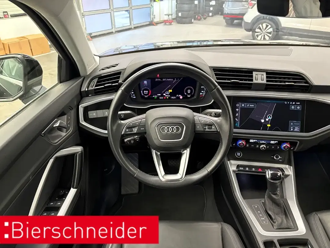 Audi Q3 - Thumbnail 9
