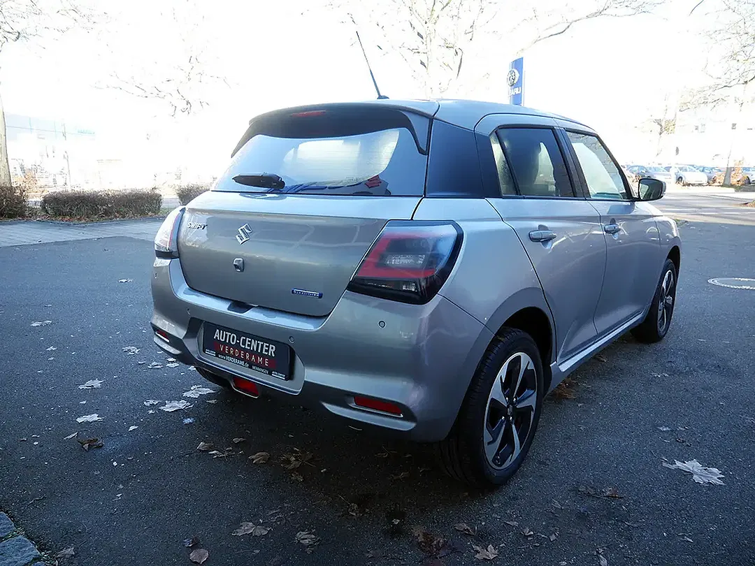 Suzuki Swift - Thumbnail 5