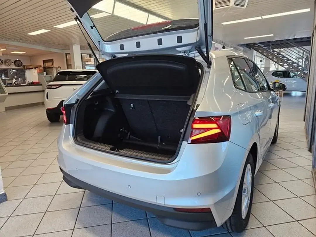 Skoda Fabia - Thumbnail 11