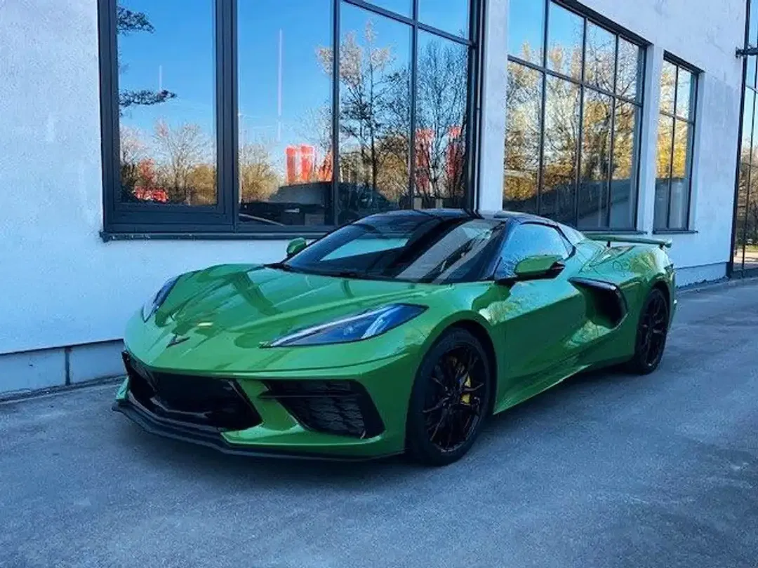 Corvette C8 - Thumbnail 7