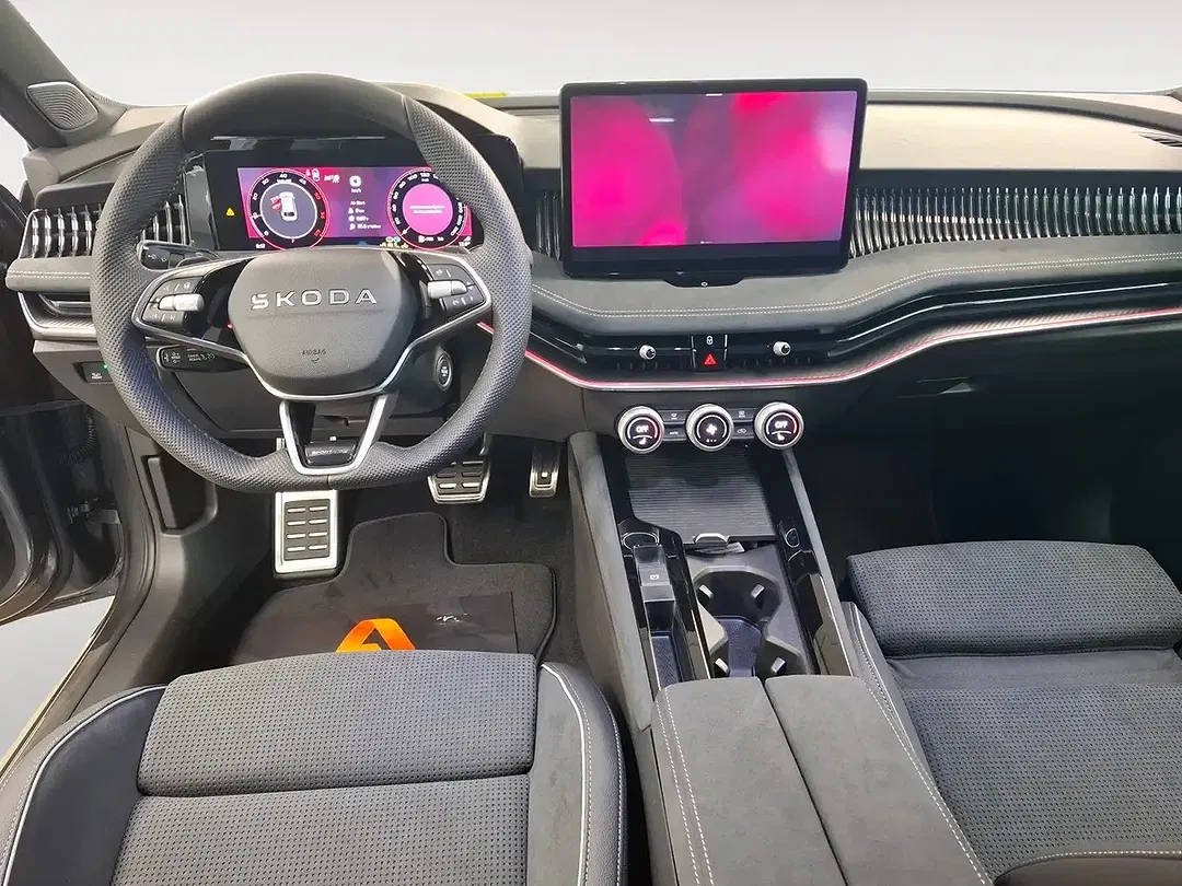 Skoda Superb - Thumbnail 8