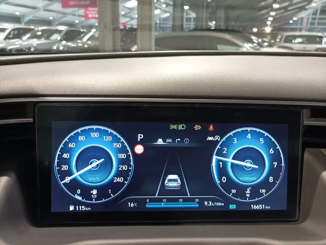 Hyundai TUCSON - Thumbnail 7