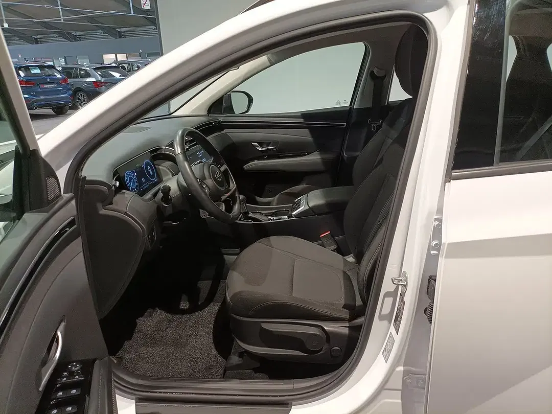 Hyundai TUCSON - Thumbnail 8