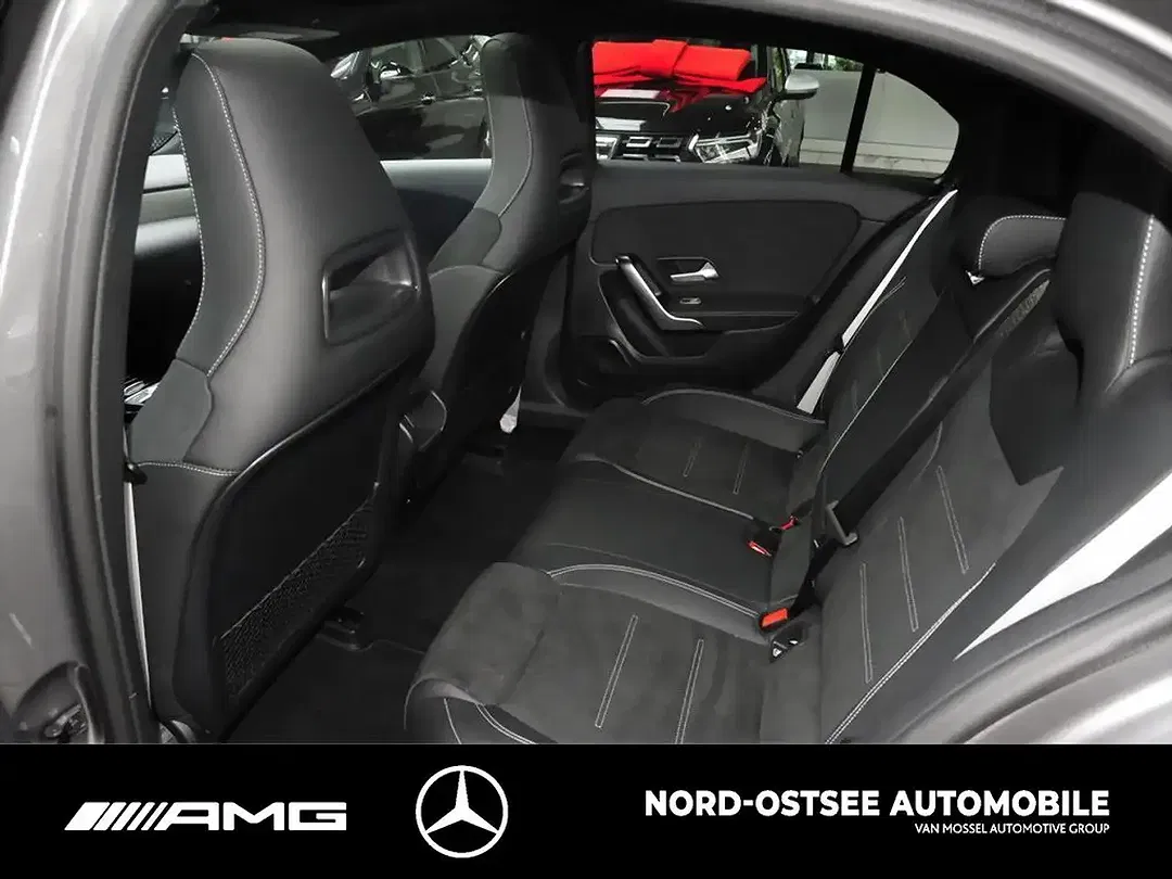 Mercedes-Benz A 200 - Thumbnail 11