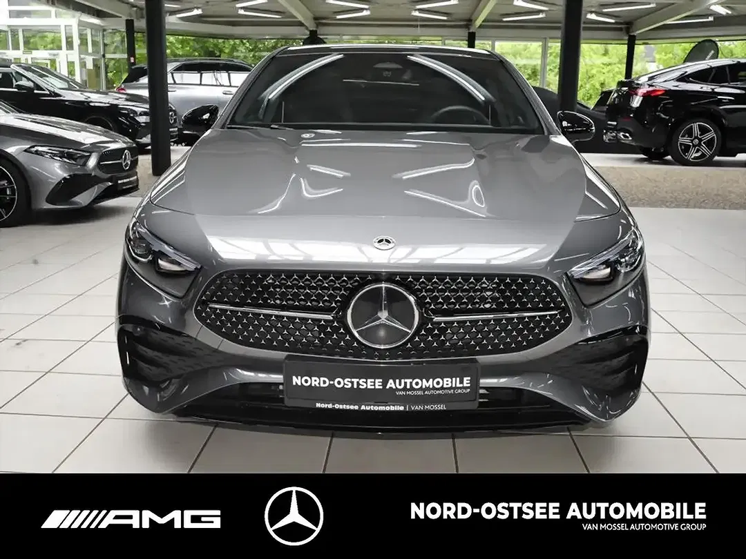 Mercedes-Benz A 200 - Thumbnail 2