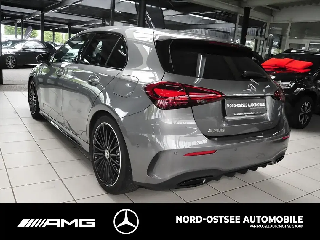 Mercedes-Benz A 200 - Thumbnail 4