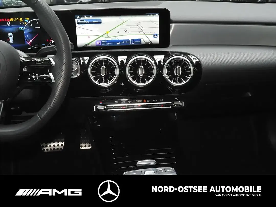 Mercedes-Benz A 200 - Thumbnail 9