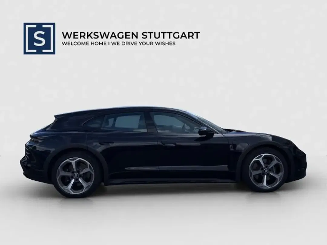Porsche Taycan - Thumbnail 4