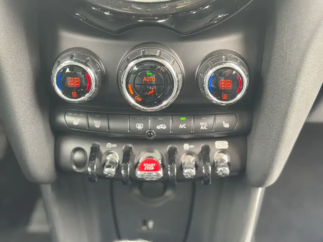 MINI Cooper - Thumbnail 9
