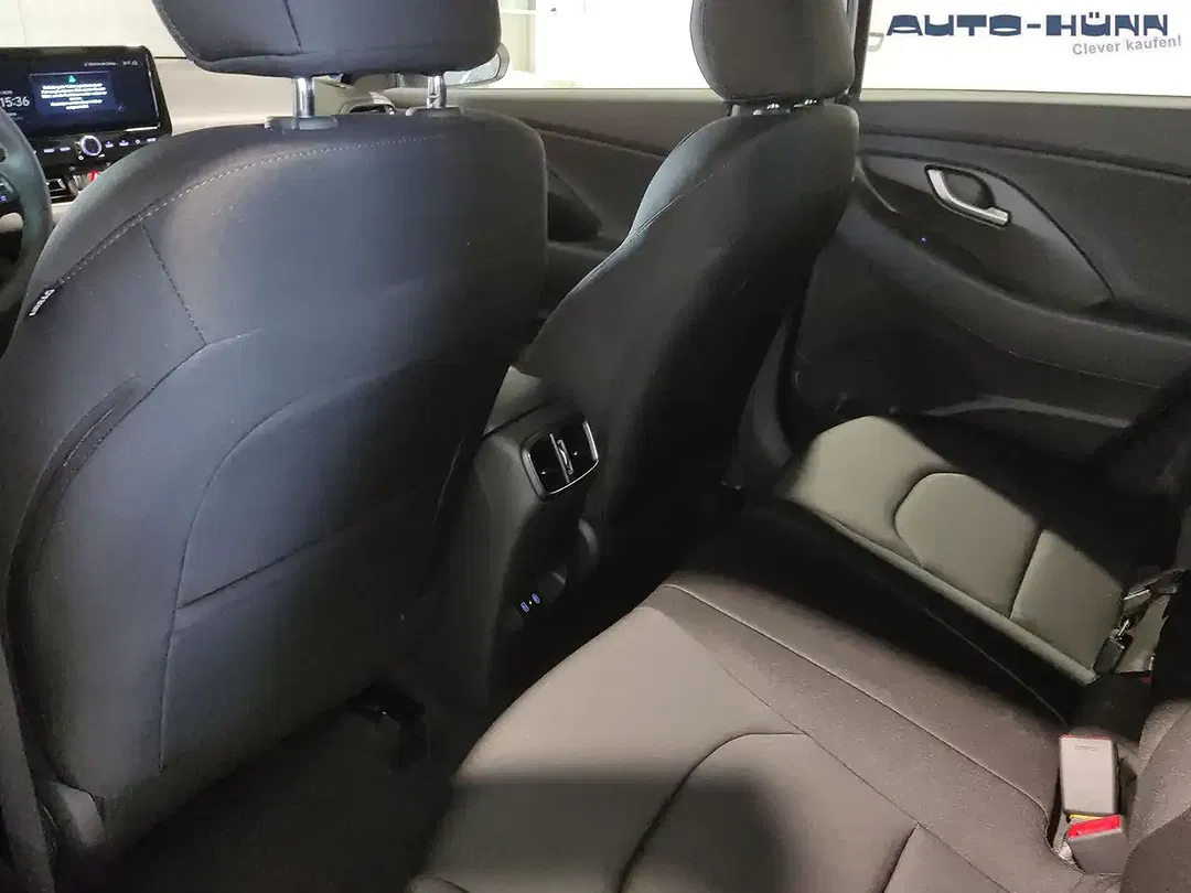Hyundai i30 - Thumbnail 9