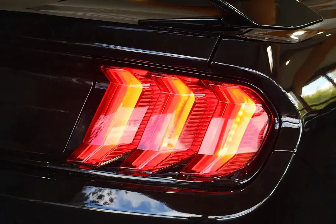 Ford Mustang - Thumbnail 7