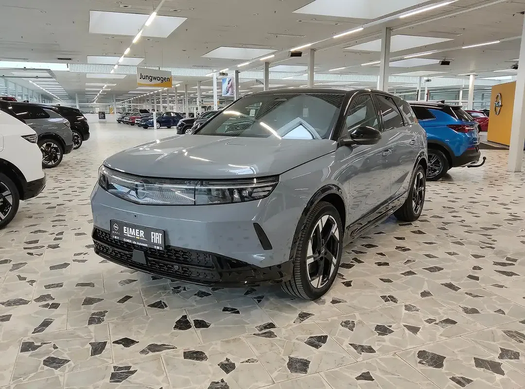 Opel Grandland - Thumbnail 3