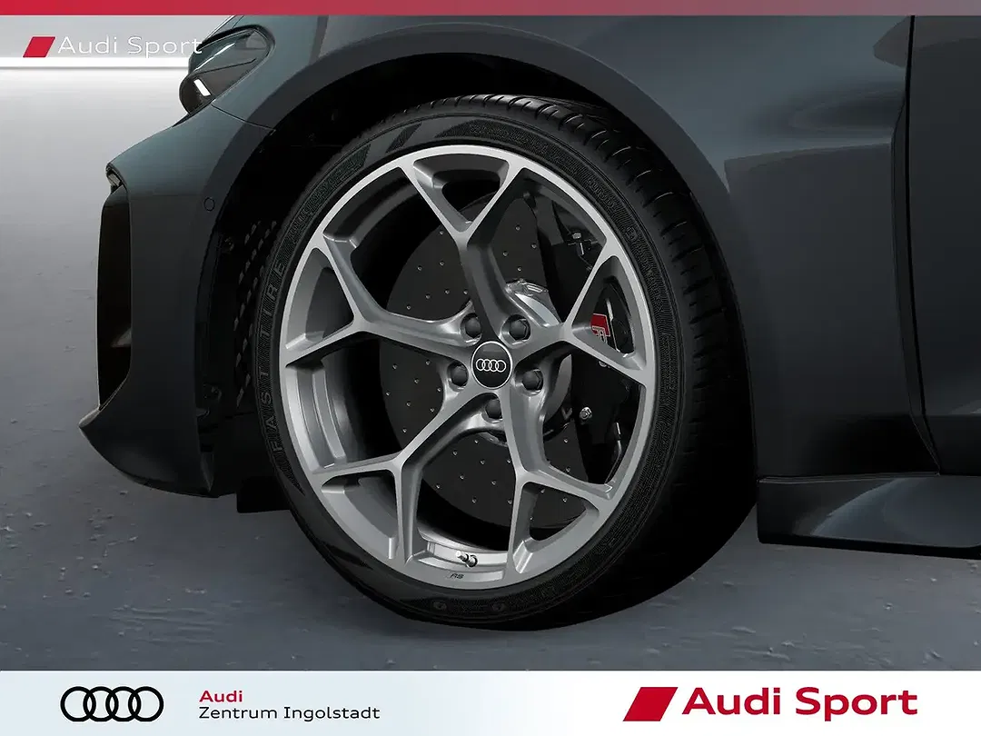 Audi RS5 - Thumbnail 6