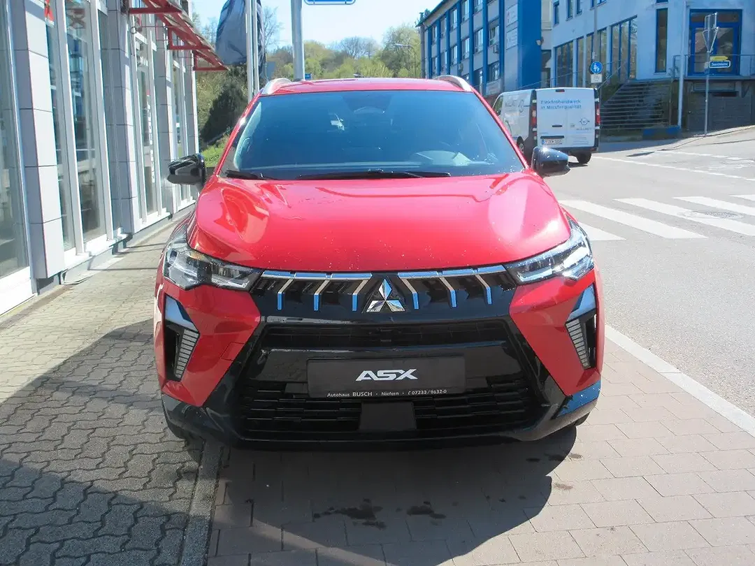 Mitsubishi ASX - Thumbnail 2