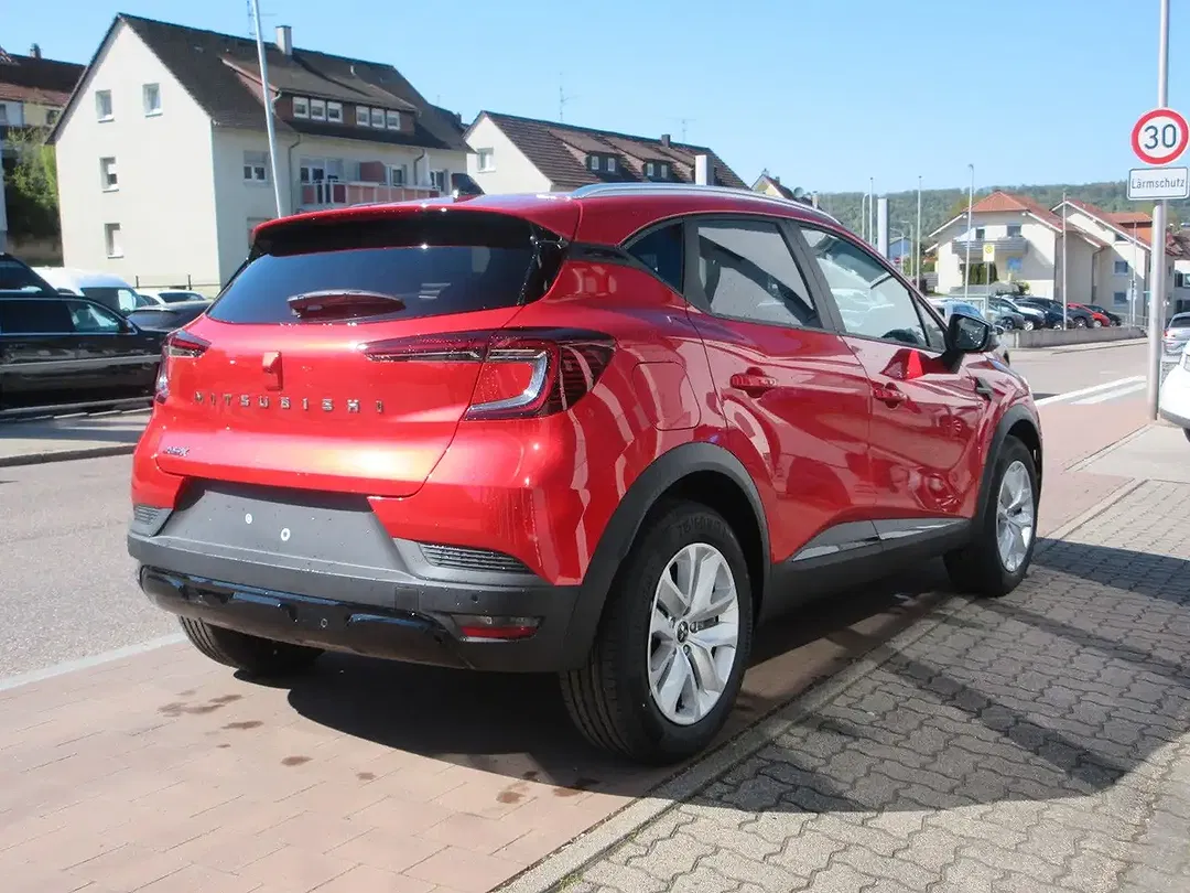 Mitsubishi ASX - Thumbnail 4