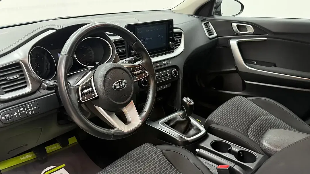 Kia Ceed SW / cee'd SW - Thumbnail 8