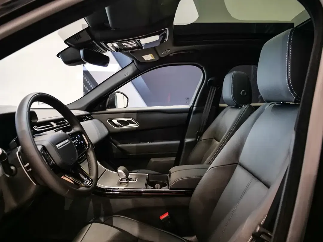 Land Rover Range Rover Velar - Thumbnail 12
