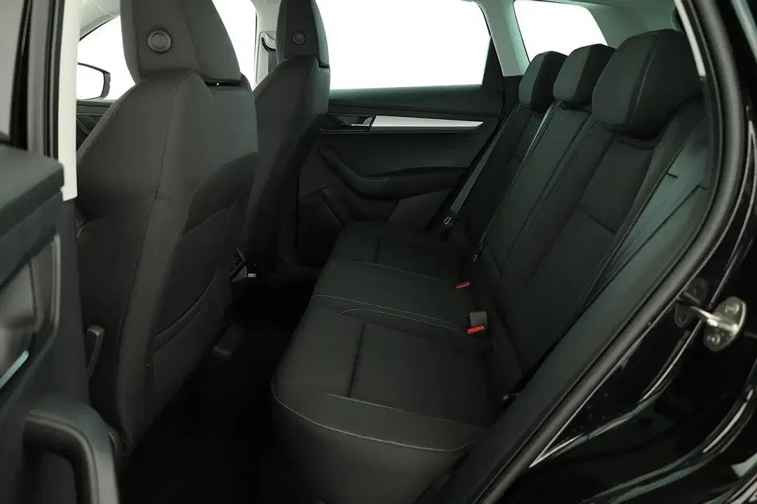 Skoda Karoq - Thumbnail 11