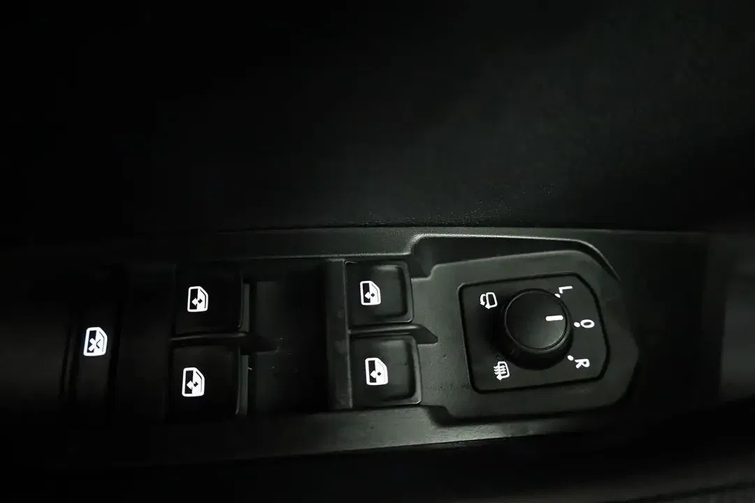 Skoda Karoq - Thumbnail 7