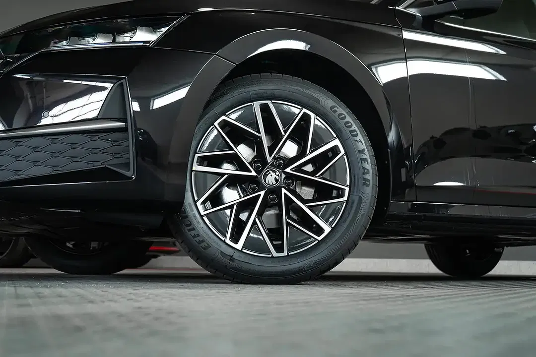 Skoda Octavia - Thumbnail 3