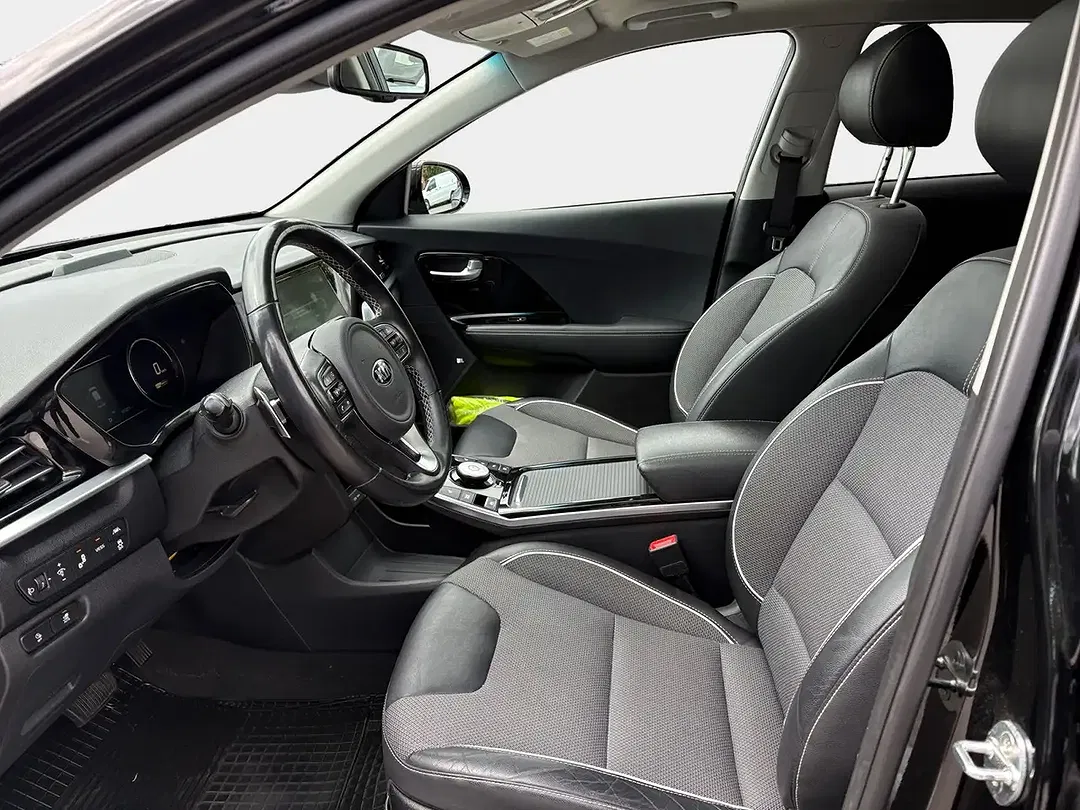 Kia Niro - Thumbnail 11