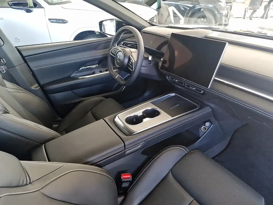 Mazda 6e - Thumbnail 10