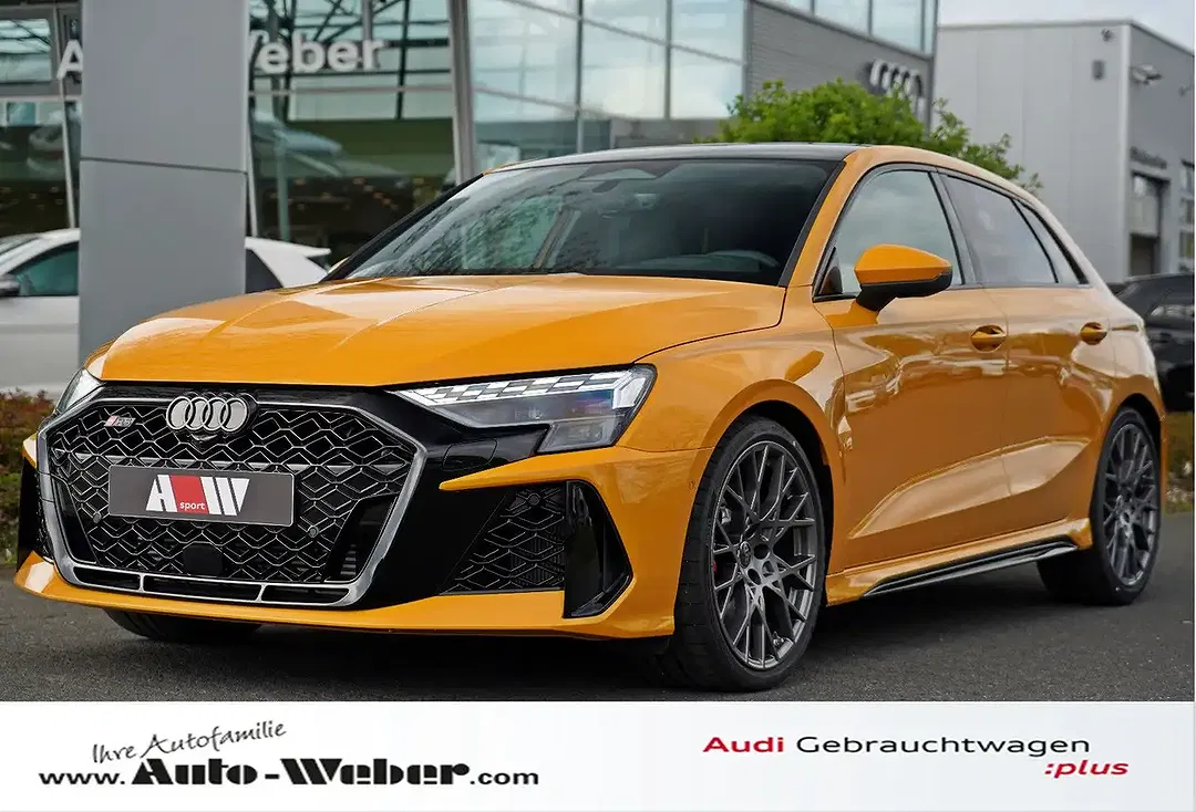 Audi RS3 - Thumbnail 1