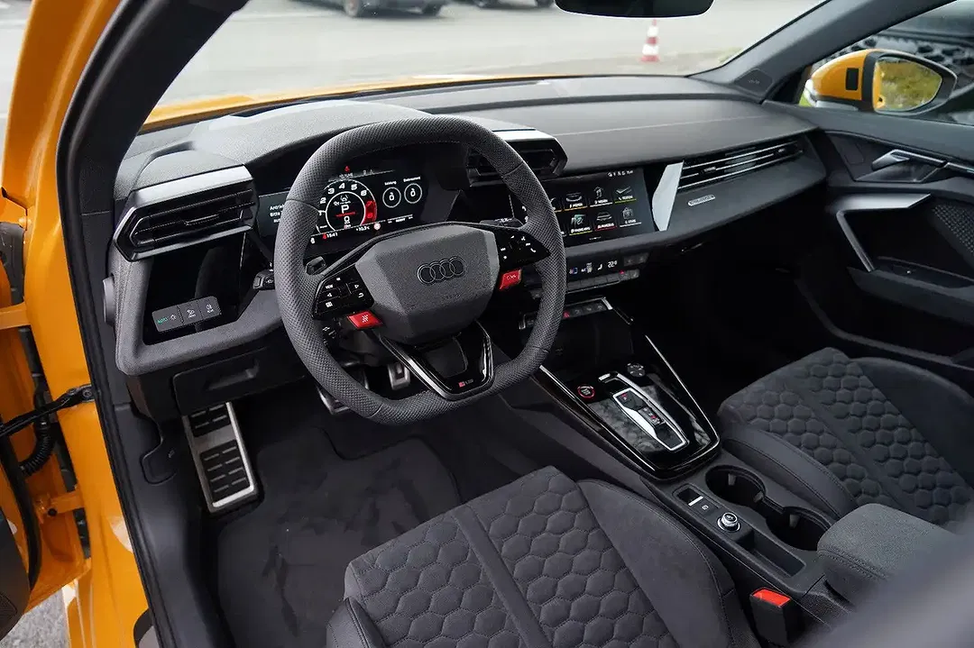 Audi RS3 - Thumbnail 12