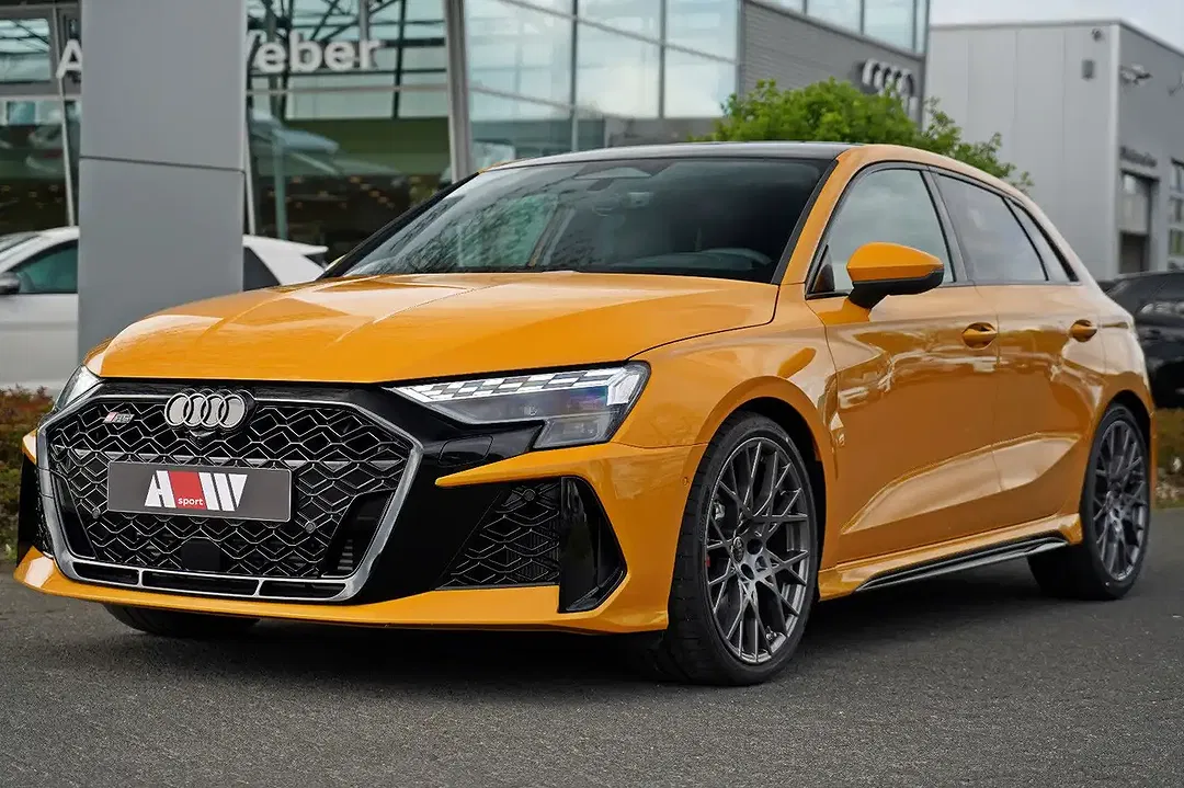 Audi RS3 - Thumbnail 2
