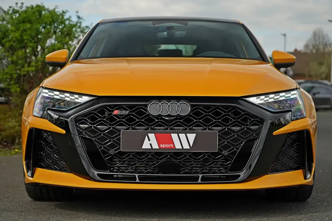 Audi RS3 - Thumbnail 3