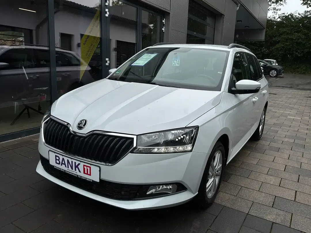 Skoda Fabia - Thumbnail 3