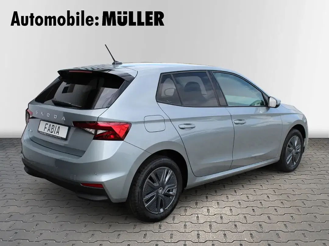 Skoda Fabia - Thumbnail 5