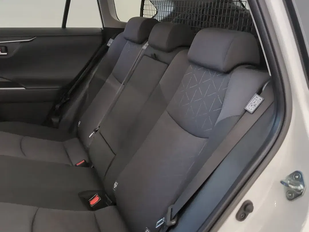 Toyota RAV 4 - Thumbnail 3