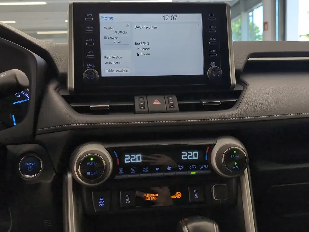 Toyota RAV 4 - Thumbnail 5