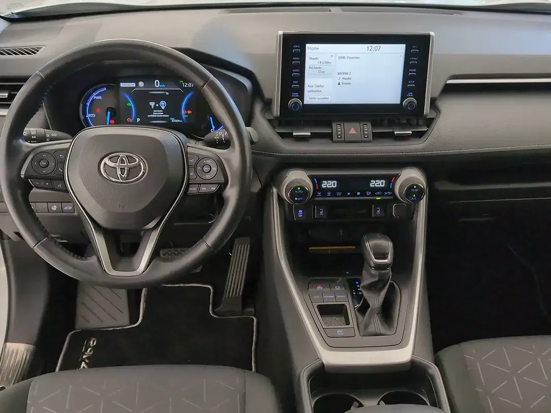 Toyota RAV 4 - Thumbnail 6