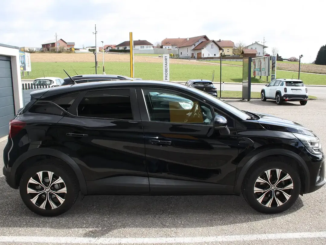 Renault Captur - Thumbnail 7