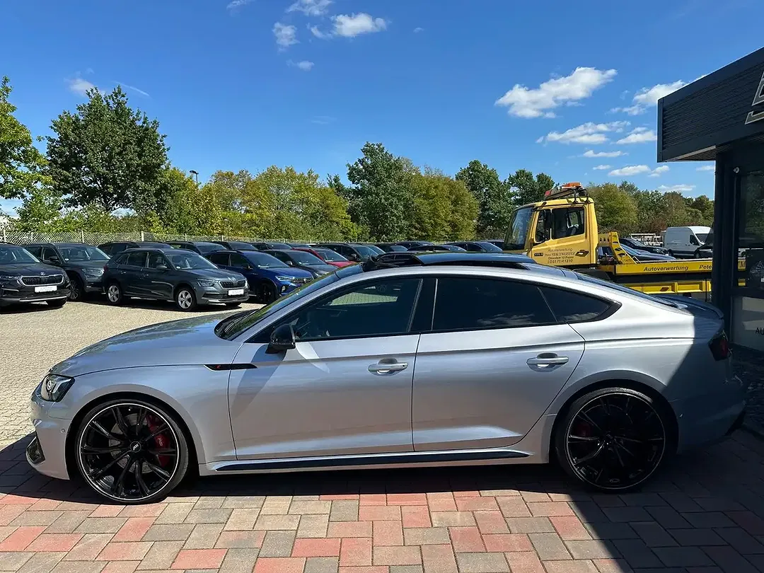 Audi RS5 - Thumbnail 4