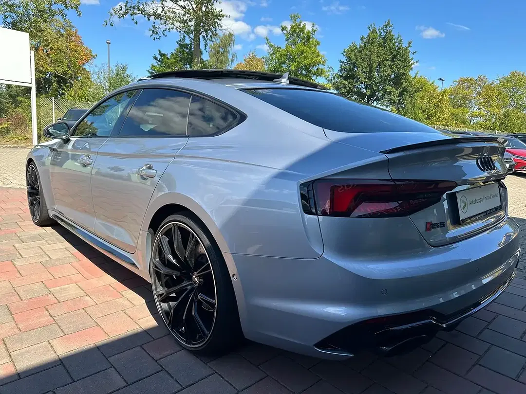 Audi RS5 - Thumbnail 5