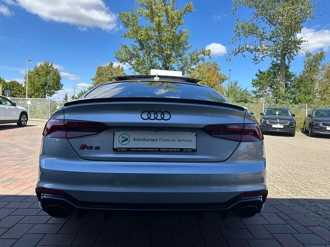 Audi RS5 - Thumbnail 6