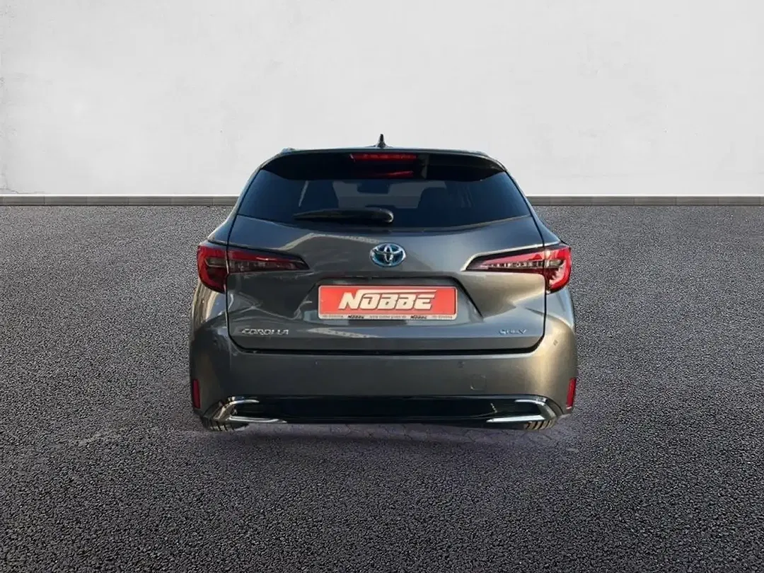 Toyota Corolla - Thumbnail 5