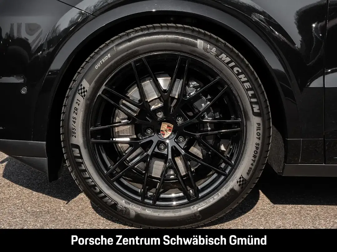 Porsche Cayenne - Thumbnail 13