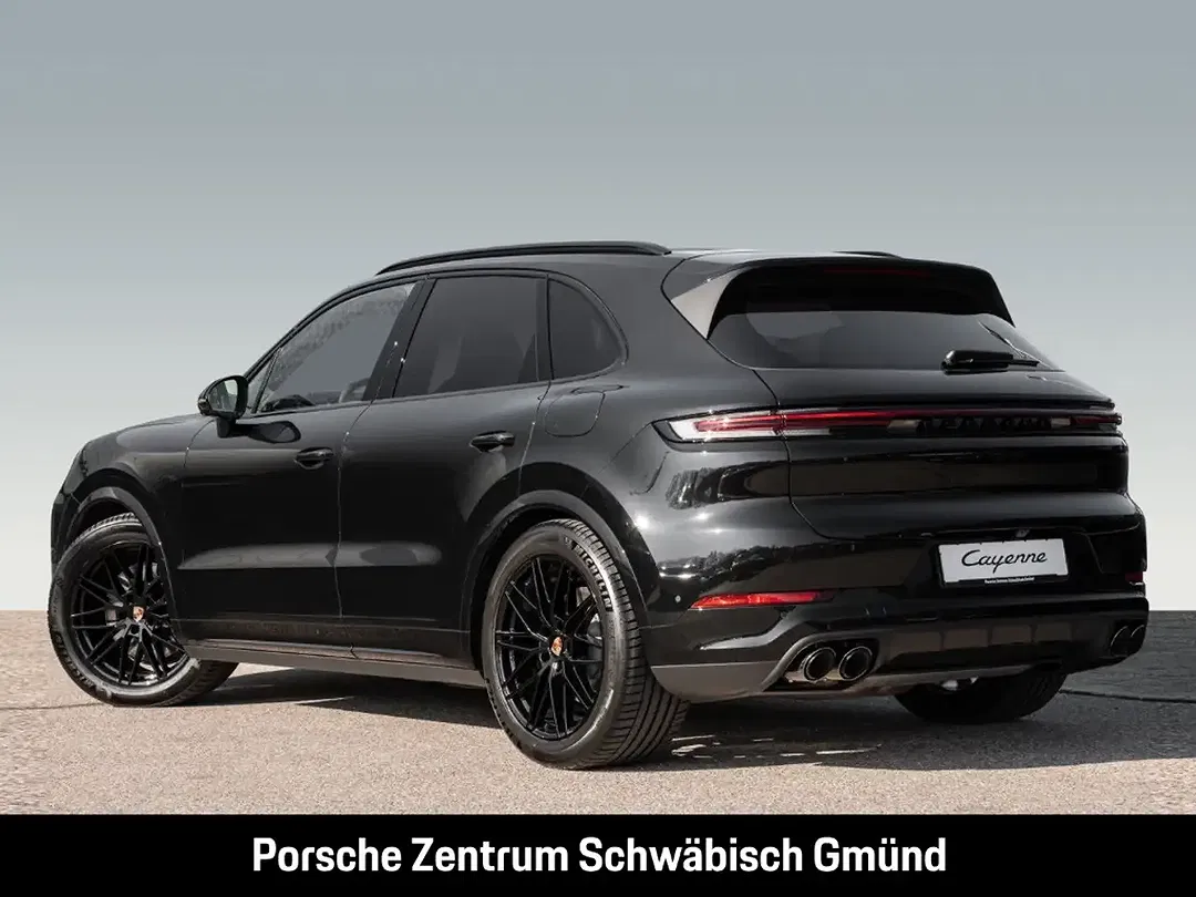 Porsche Cayenne - Thumbnail 3