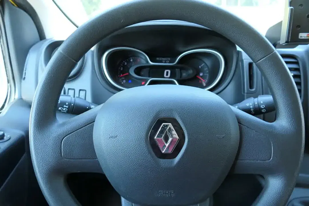 Renault Trafic - Thumbnail 12