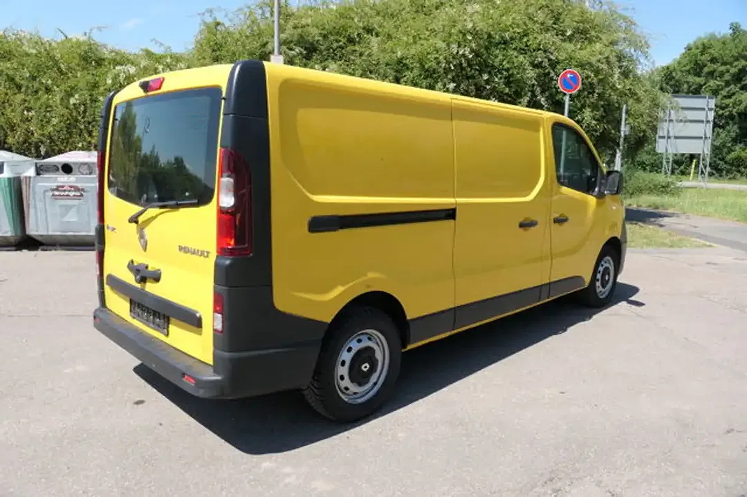 Renault Trafic - Thumbnail 3