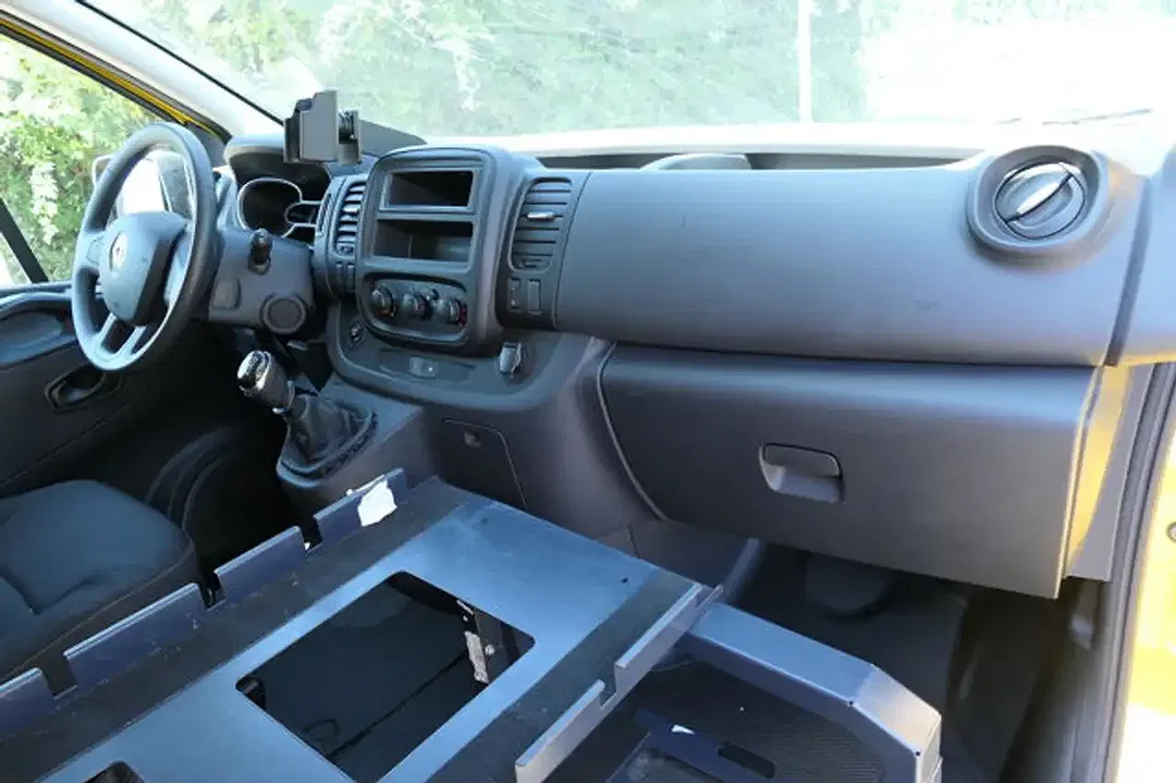Renault Trafic - Thumbnail 8