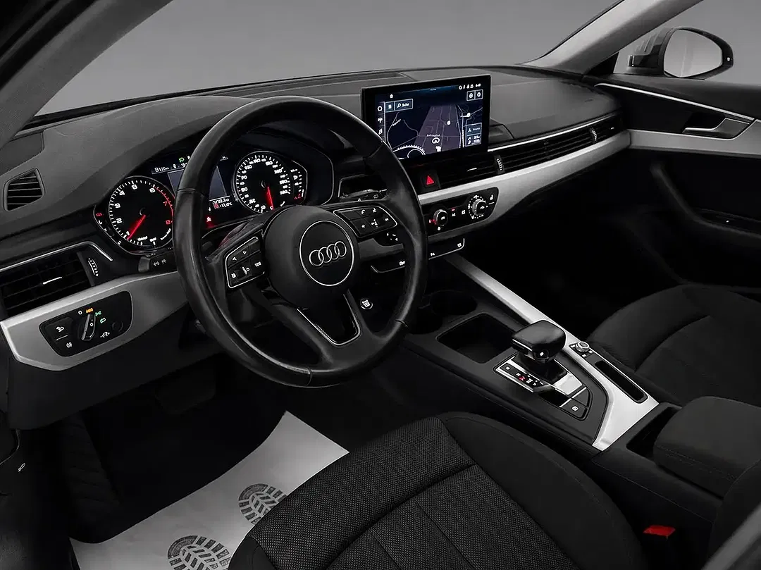Audi A4 - Thumbnail 2