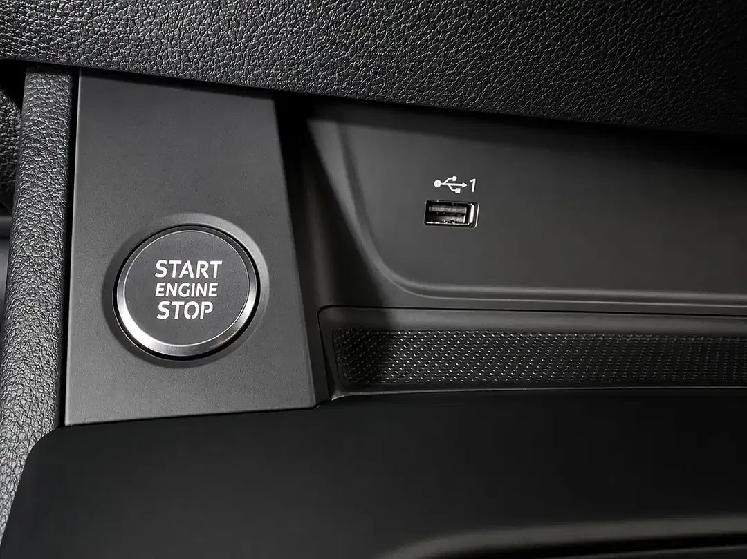 Audi A4 - Thumbnail 4