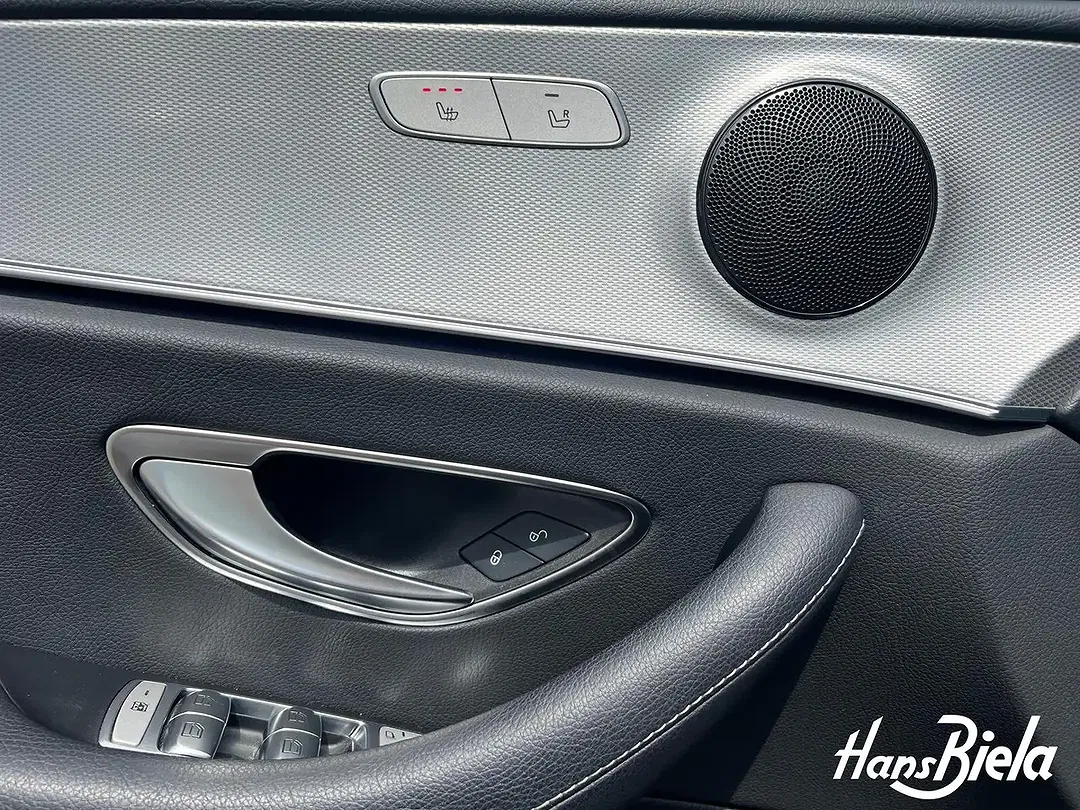 Mercedes-Benz E 200 - Thumbnail 14