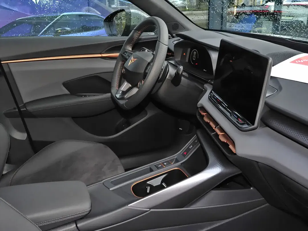 CUPRA Terramar - Thumbnail 4